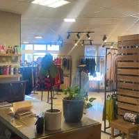 فروشگاه پوشاک زنانه