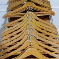 چوبلباسی رختی چوبکار آویز لباس چوب کار نواکبند