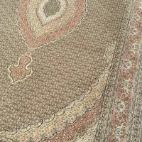 (فرش‌قهرمانی) ۳عدد ۹متری و ۱عدد ۶متری نگین‌مشهد
