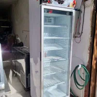 فریزر ایستاده ۶۰ سانتی زیمان مشابه آکبند