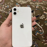 اپل iPhone 11 با حافظهٔ ۱۲۸ گیگابایت