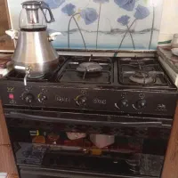 یک اجاق گاز وسینک