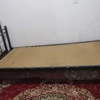 تخت تک نفره