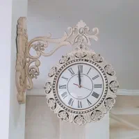 ساعت دیواری دوطرفه