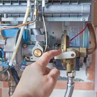 بخاری شوفاژ پکیج آبگرمکن تعمیرات نصاب سرویس کارنصب|آبگرمکن، پکیج، شوفاژ|مشهد, وکیلآباد|دیوار