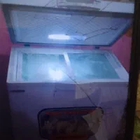 فروش فریزرخانگی۲۰۰لیتری درحدنو۲۲۰۰۰۰۰۰تومان