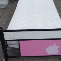 تخت فلزی یکنفره