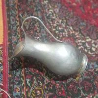 یک عدد پارچ قدیمی قدمت دار بیرون کار مفرق وداخل مس