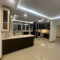 نیاوران مرجان برج باغ ۱۴۰ متر ۳ خواب/لابی من