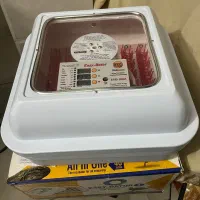 دستگاه جوجه کشی ۴۸ تایی Easy-Bator اتوماتیک