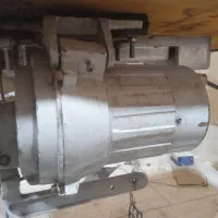 چرخ خیاطی راسته دوز|چرخ خیاطی و ریسندگی|صدرا-فارس, فاز ۲|دیوار