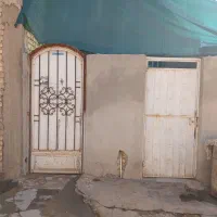 منزل-دوطبقه-واقع-در-جرسقان