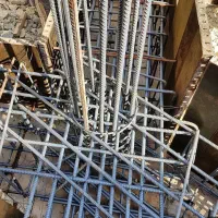 استاد کار ماهر و نیم ماهر