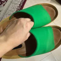 دمپایی رو فرشی|کیف، کفش، کمربند|اندیشه, اندیشه فاز ۳|دیوار