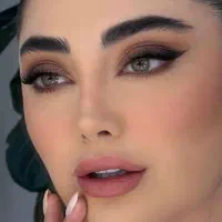 میکاپ و شنیون ۳میلیونی فقط با ۱/۲۰۰