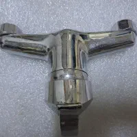 شیر آب سرویس بهداشتی