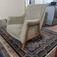 مبل تکی در خزانه