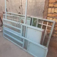 پنجره وپاچلاقی و درب ورودی آهنی باشیشه|مصالح و تجهیزات ساختمان|فریدونشهر, |دیوار