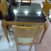 میز ناهار خوری چهار نفره