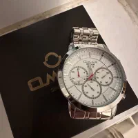 ساعت اوماکس تمیز