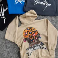 سیوشرت کلاه دار|لباس|بندر گناوه, |دیوار