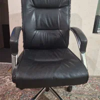 صندلی چرخشی