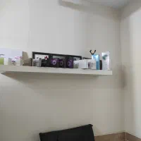 پزشک عمومی دارای پروانه و مسلط به امور زیبایی