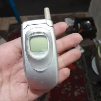 گوشی قدیمی کلکسیونی