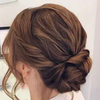 میکاپ و شنیون فقط ۸۰۰|خدمات آرایشگری و زیبایی|مشهد, دانشجو|دیوار