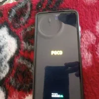باسلام یک عدد گوشی پوکورم8باحافظه 256به فروش میرسد