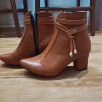 پوتین زنانه