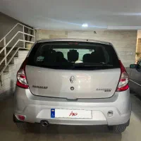 ساندرو مدل ۹۵ اتوماتیک|خودرو سواری و وانت|تهران, میرداماد|دیوار