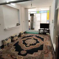 منزل فروشی سه طبقه تمیز مناسب دو خانواده