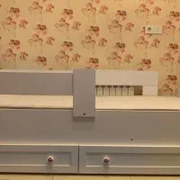 ست تخت و کمد و دو عدد بغل تختی