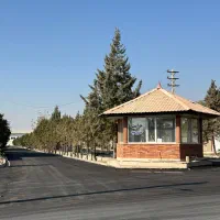 کردان شهرک طاووسیه ۱۰۰۰ متر بابنای قدیمی و استخر