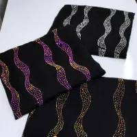 حریر زمینه مشکی با طرح های روز و خوشکل|لباس|کامیاران, |دیوار