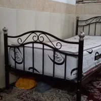 یکنفره ودونفره فلزی بدون تشک|تشک تختخواب|قم, قم نو|دیوار
