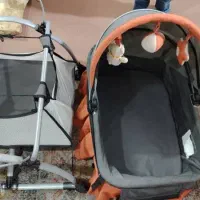 تخت کنار مادر ماما لاو