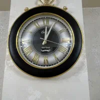 ساعت دیواری