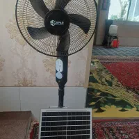 پنکه شارژی با صحفه خورشیدی