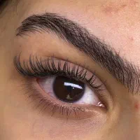 اکستنشن مژه (رایگان)