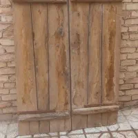 درب چوبی قدیمی