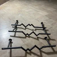 دیوار کوب لباس
