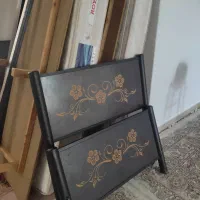 دو عدد تخت با تشک