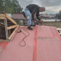 نجاری وحلب زدن  با ۲۳ سال  تجربه کاری|خدمات پیشه و مهارت|رشت, دروازه لاکان|دیوار