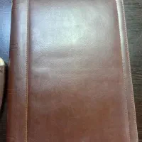 کیف مردانه و کلاسور اداری