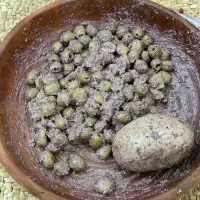 زیتون پرورده سنگی اصل طارم -مزه اصیل کیفیت ممتاز