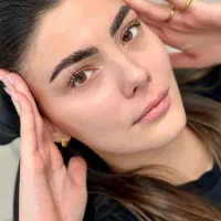 اصلاح و فرم دهی ابرو