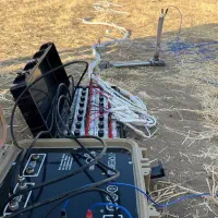 دستگاه اندازه‌گیری مقاومت زمین و لرزه‌نگاری مهندسی|فعالیت داوطلبانه تحقیقاتی|تهران, دانشگاه شریف|دیوار