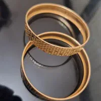 دو عدد النگو طلا گمشده